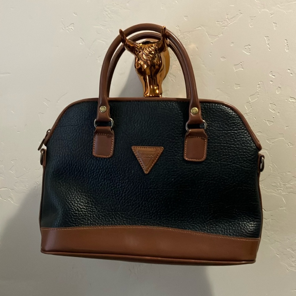VINTAGE GUESS HANDBAG